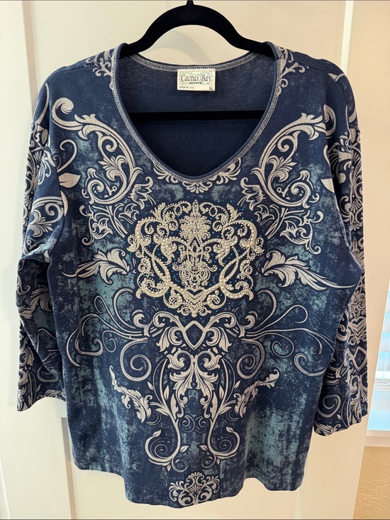Cactus bay Tops - Cactus Bay XL Blue Scroll Rhinestone Top Made in USA